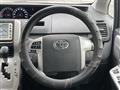 2010 Toyota Noah