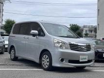 2010 Toyota Noah