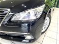 2015 Toyota Crown Hybrid