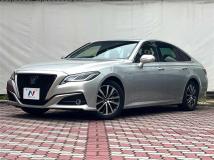 2018 Toyota Crown Hybrid