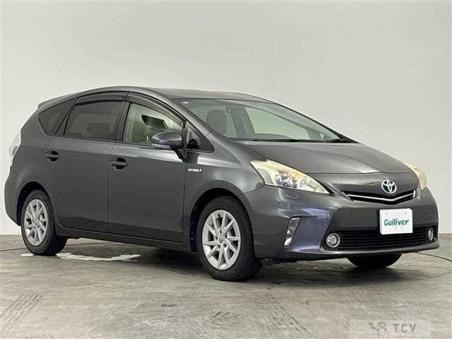 2012 Toyota PRIUS α