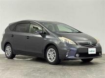 2012 Toyota PRIUS α