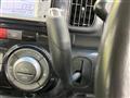 2011 Daihatsu Tanto