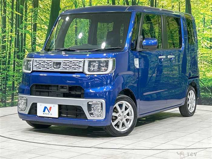 2015 Daihatsu WAKE