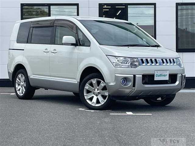 2017 Mitsubishi Delica D5