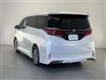 2025 Toyota Alphard Hybrid