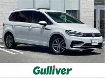 2017 Volkswagen Golf Touran