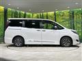 2017 Toyota Esquire