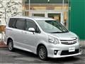 2013 Toyota Noah