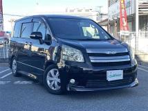 2009 Toyota Noah