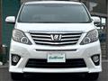 2013 Toyota Alphard