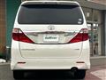 2013 Toyota Alphard
