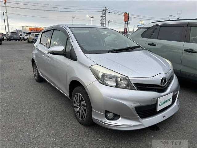 2013 Toyota Vitz