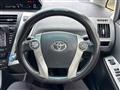 2013 Toyota PRIUS α