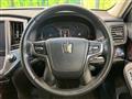 2016 Toyota Crown Hybrid
