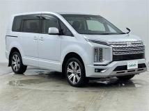 2023 Mitsubishi Delica D5