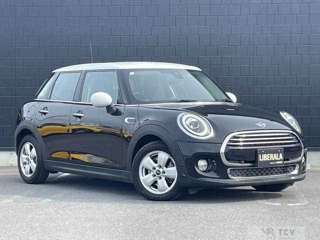 2019 BMW MINI