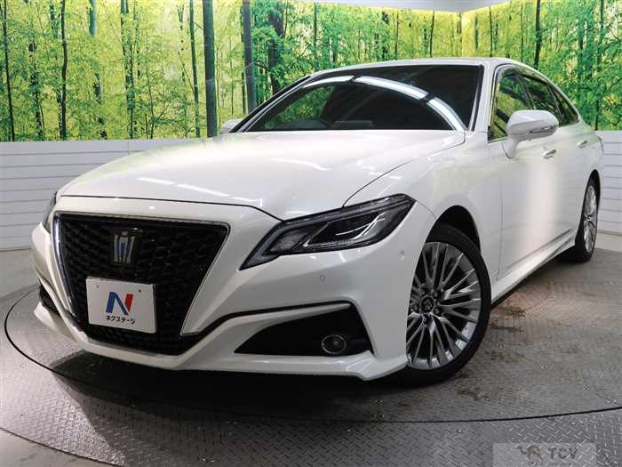 2020 Toyota Crown Hybrid