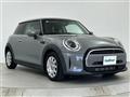 2022 BMW MINI
