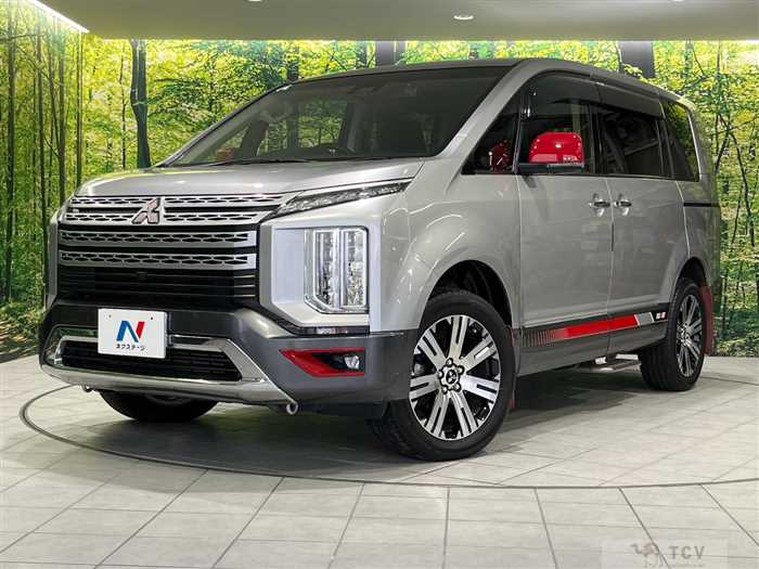 2019 Mitsubishi Delica D5