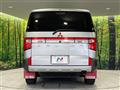 2019 Mitsubishi Delica D5