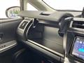 2019 Toyota PRIUS α