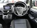 2016 Toyota Voxy