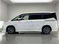 2025 Toyota Voxy