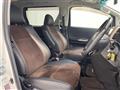 2013 Toyota Alphard