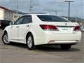 2013 Toyota Crown Royal Series