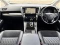 2018 Toyota Alphard Hybrid