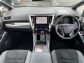 2022 Toyota Alphard Hybrid