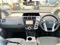 2011 Toyota PRIUS α