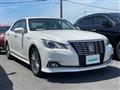 2018 Toyota Crown Hybrid