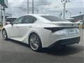 2021 Lexus IS