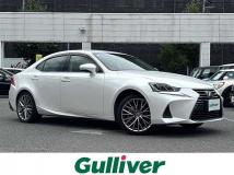 2017 Lexus IS