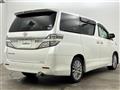 2014 Toyota Vellfire