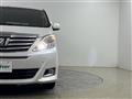 2012 Toyota Alphard