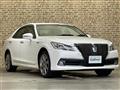 2015 Toyota Crown Hybrid