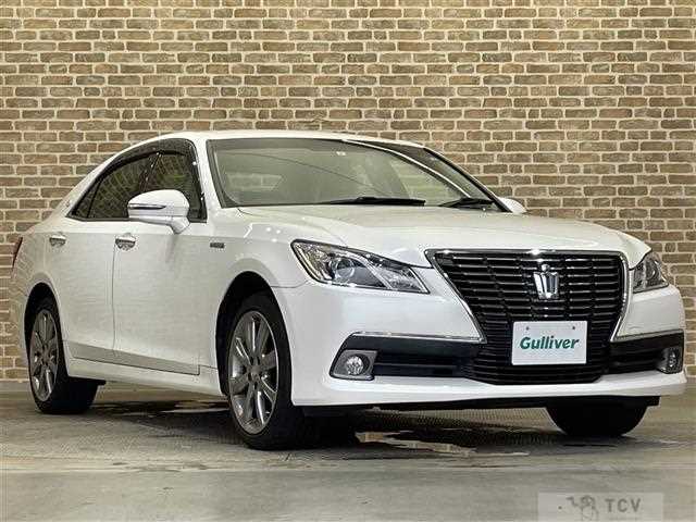 2015 Toyota Crown Hybrid