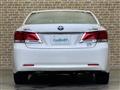 2015 Toyota Crown Hybrid
