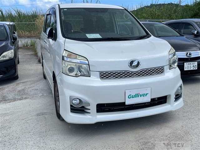 2013 Toyota Voxy