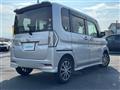 2017 Daihatsu Tanto