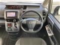 2013 Toyota Voxy