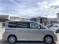 2013 Toyota Voxy