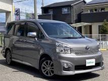 2013 Toyota Voxy
