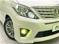 2012 Toyota Alphard