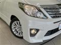 2012 Toyota Alphard
