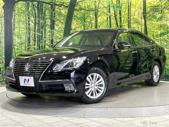 2013 Toyota Crown