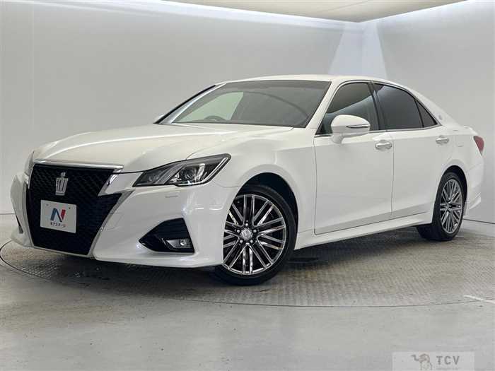 2016 Toyota Crown